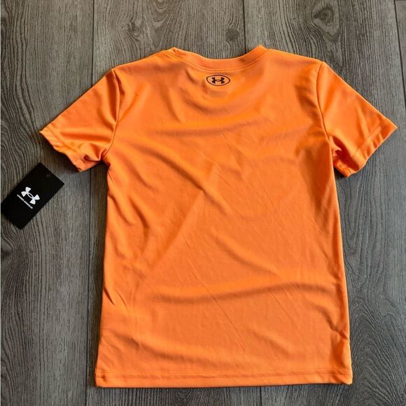 Under Armour Kids Orange graphic T-Shirt with short set - Picture 3 of 7